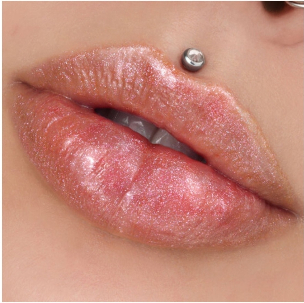 Jeffree Star The Gloss Shockwave - Soft Bronze with a pink shift - Picture 3 of 4